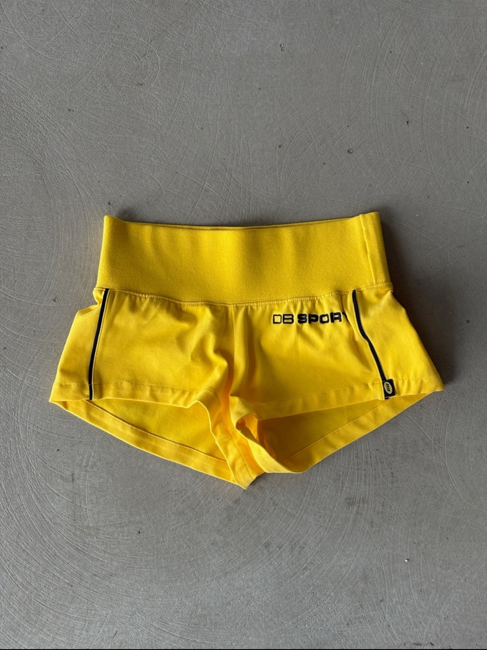 DBSPORT Low Rise Errand Short
